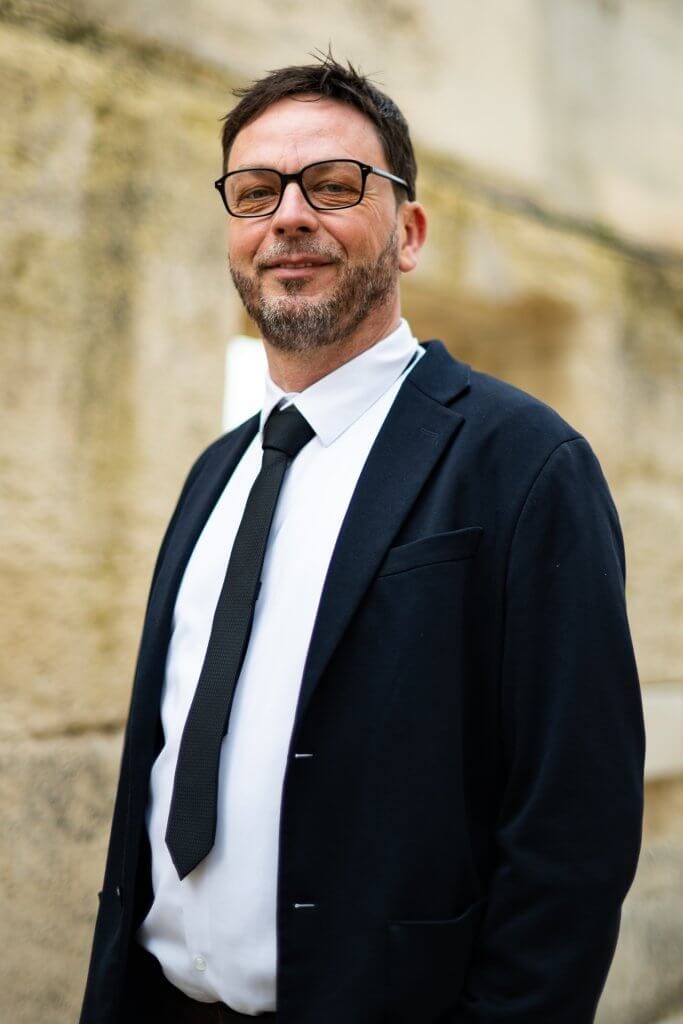 François votre photographe de mariage Basé a Saponay et travaillant à Reims et ses alentours